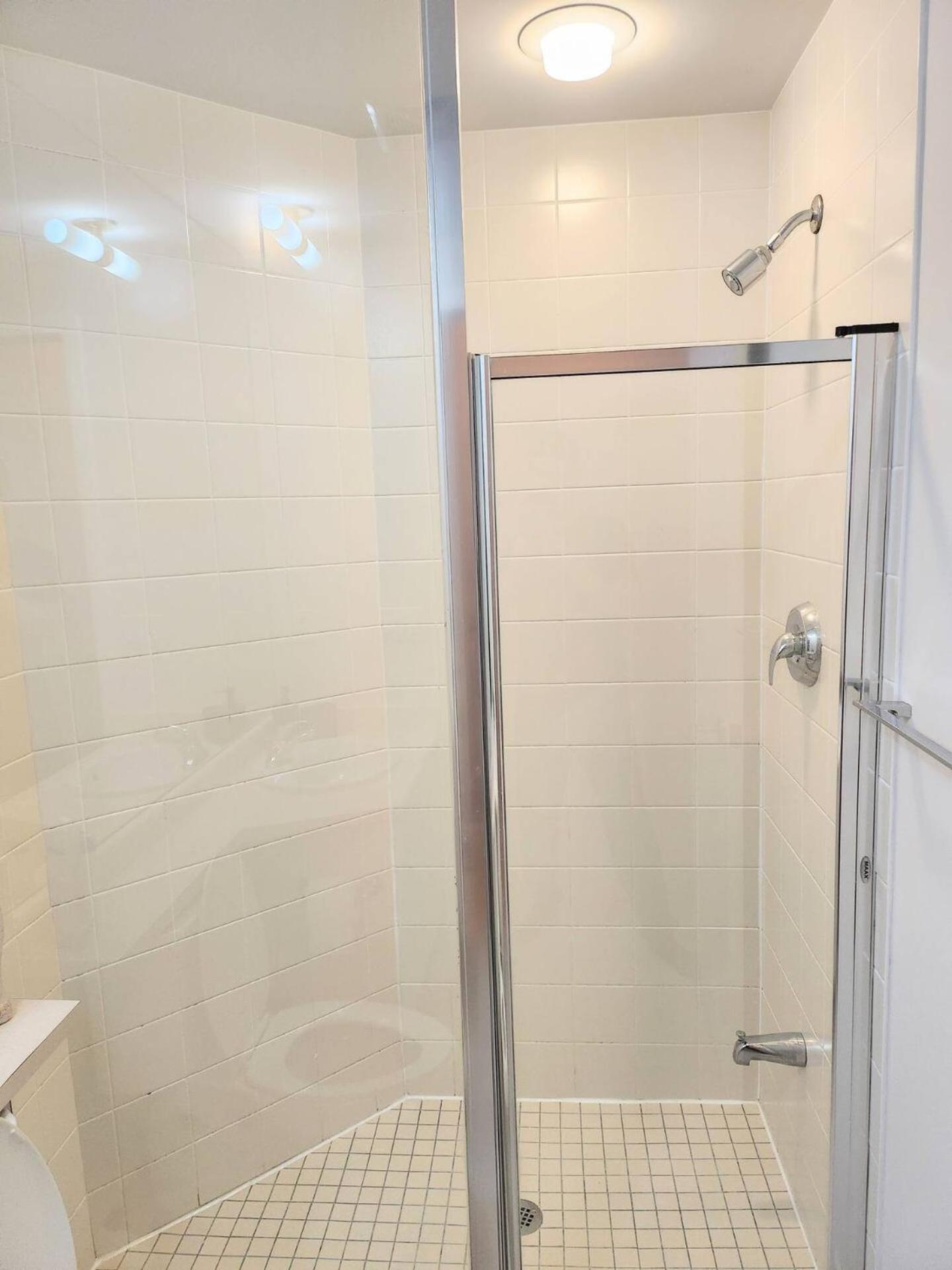 Luxury Suites Steps To Cn Tower تورونتو المظهر الخارجي الصورة